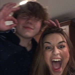 Meet your Posher, Zada